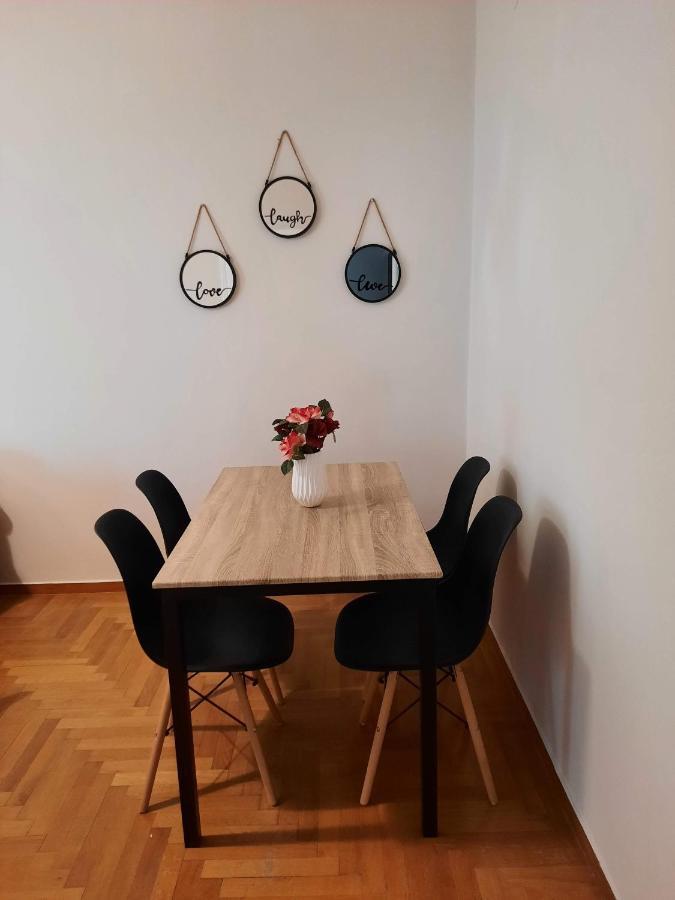 Cosy Apartment In The Heart Of The City Kalamáta Kültér fotó